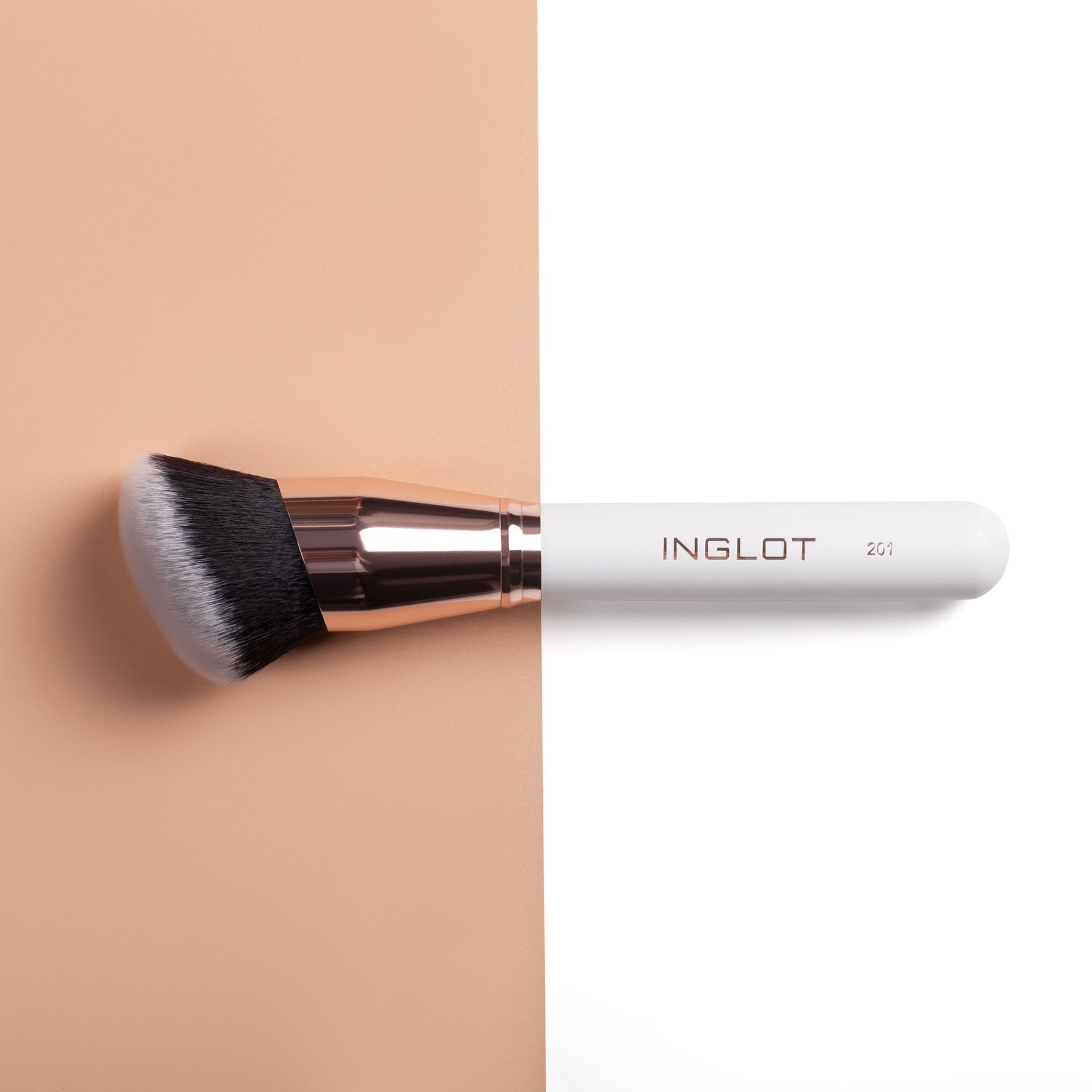 Pędzel do makijażu 201 INGLOT PlayInn