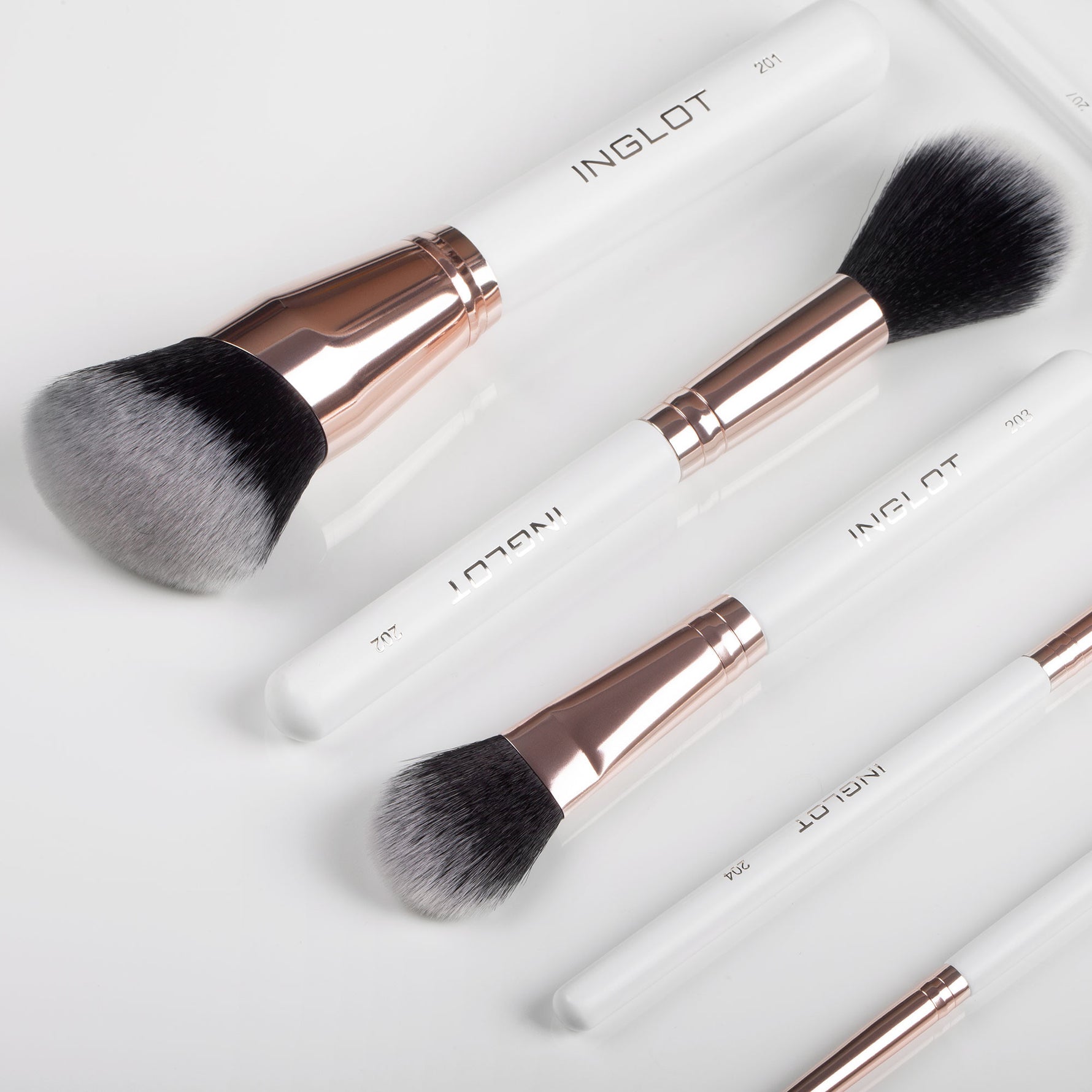 Pędzel do makijażu 201 INGLOT PlayInn